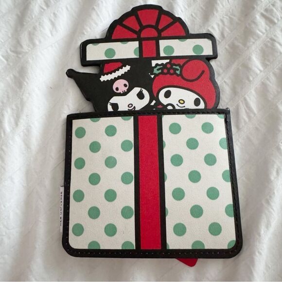 Hello Kitty Holiday Backpack & Card Holder - Picture 6 of 7